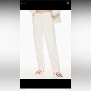 ARITZIA The '90s Edie Lo-Rise Cargo Jean